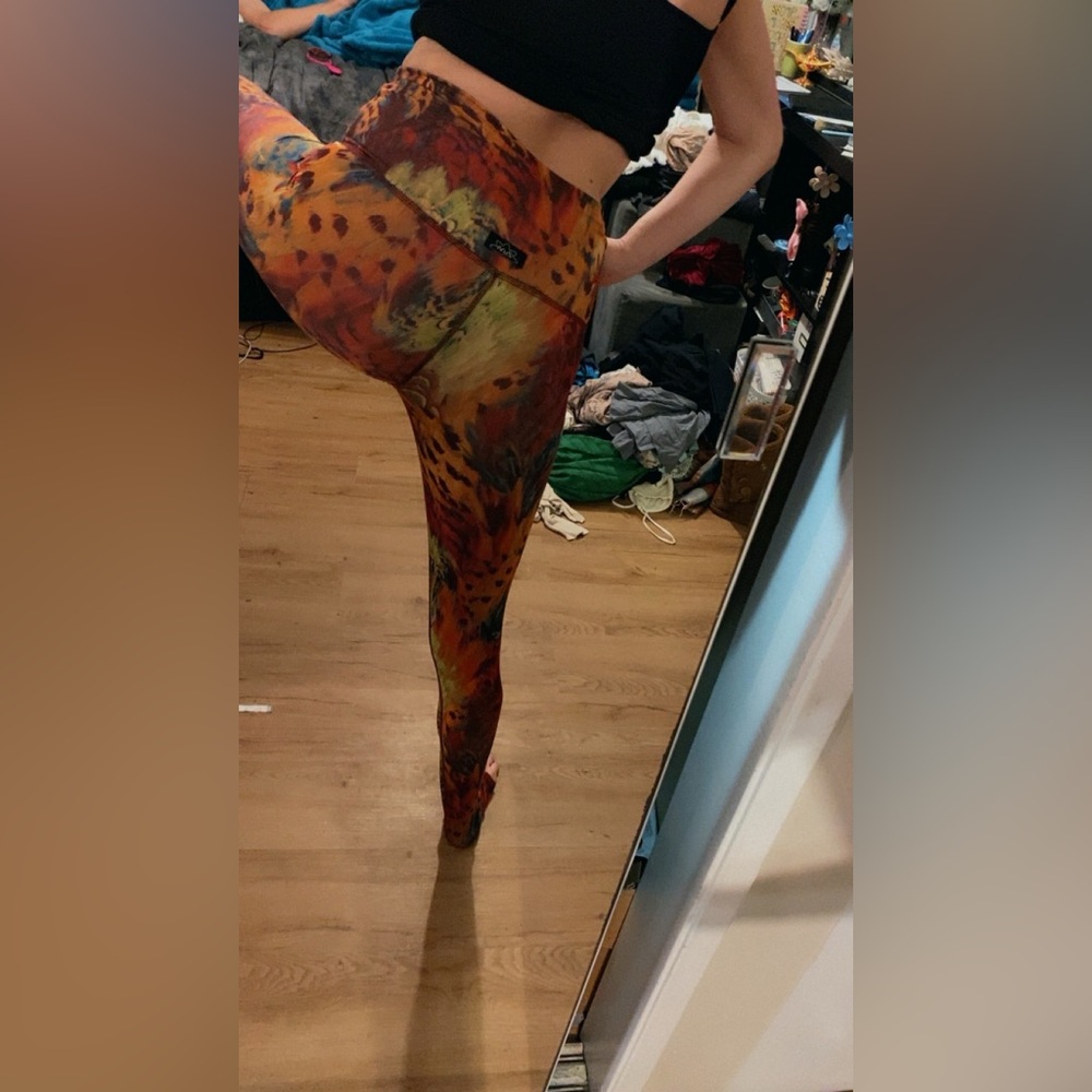 Jungle Leggings - Picture 10 of 16